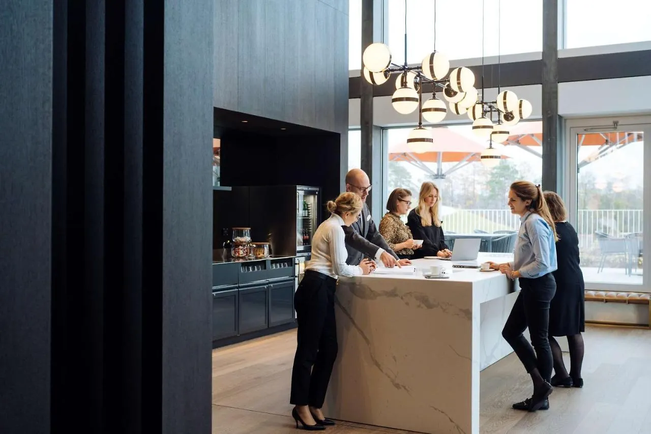 Hyatt Regency Zurich Airport Circle Hotel Kloten 4*,