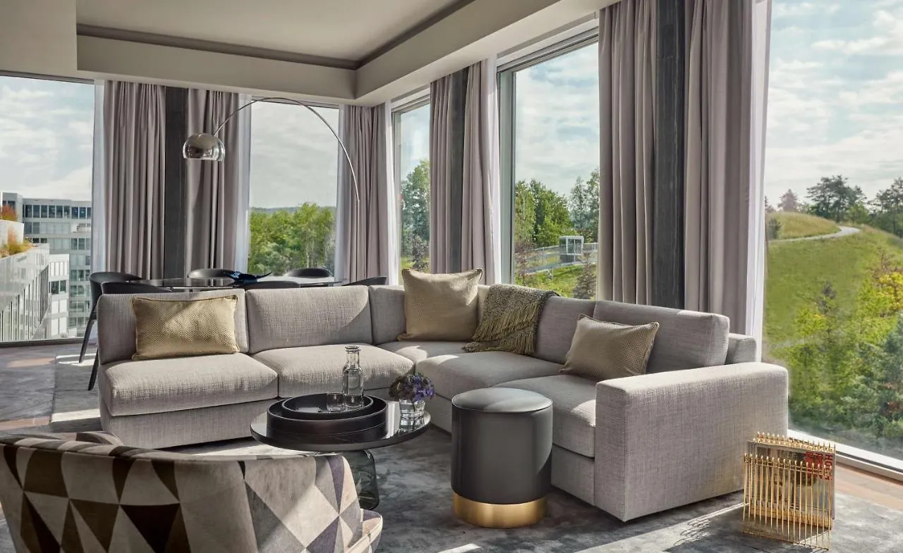 فندق Hyatt Regency Zurich Airport Circle كلوتان 4*,